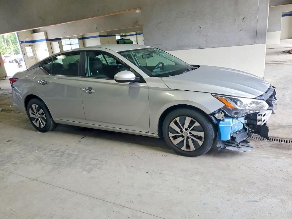 62198956 :رقم المزاد ، 1N4BL4BV8KC127036 vin ، 2019 Nissan Altima مزاد بيع