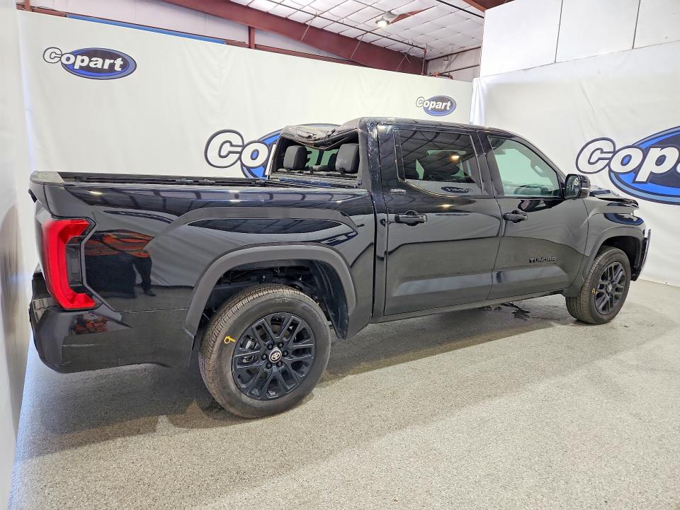 Продажа на аукционе авто 2025 Toyota Tundra, vin: 5TFWA5DB5SX245631, номер лота: 56760036