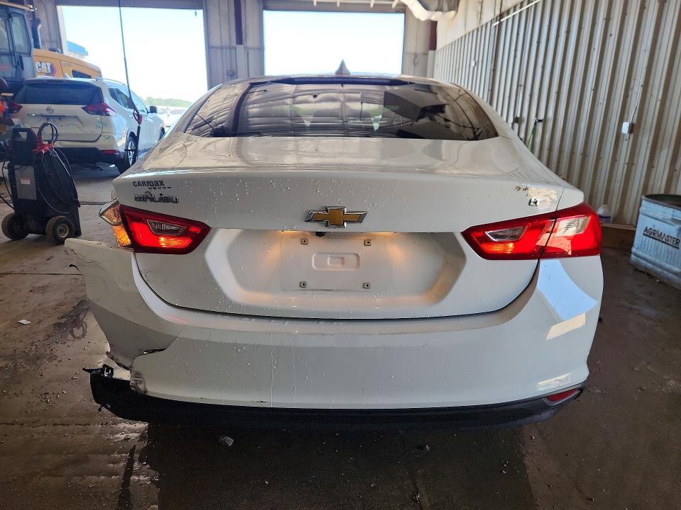 Продаж на аукціоні авто 2018 Chevrolet Malibu, vin: 1G1ZD5ST3JF225472, номер лоту: 60239346