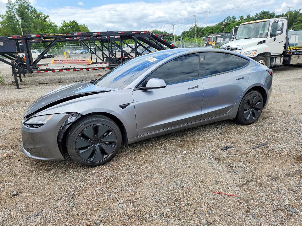 2025 Tesla Model 3 მანქანა იყიდება აუქციონზე, vin: 5YJ3E1EAXSF886189, აუქციონის ნომერი: 62237116