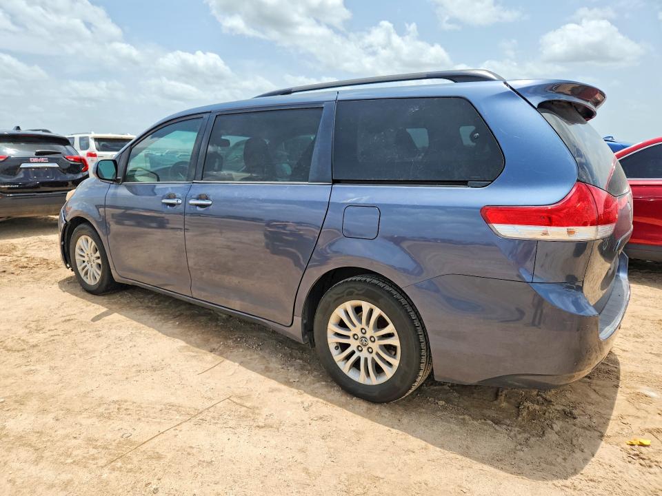 61746906 :رقم المزاد ، 5TDYK3DC7ES503595 vin ، 2014 Toyota Sienna مزاد بيع