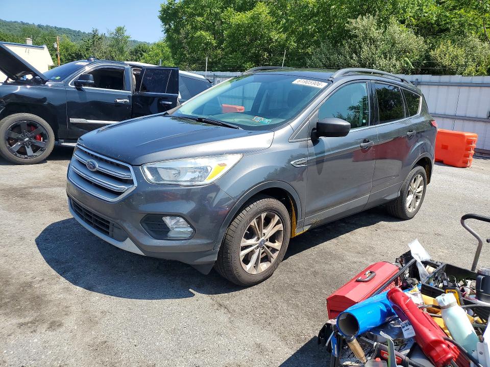 2018 Ford Escape მანქანა იყიდება აუქციონზე, vin: 1FMCU9GD4JUC54024, აუქციონის ნომერი: 61905906