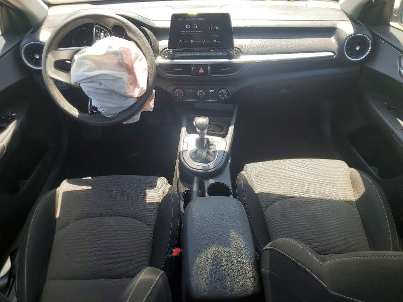 63143116 :رقم المزاد ، 3KPF24AD1RE738505 vin ، 2024 Kia Forte مزاد بيع