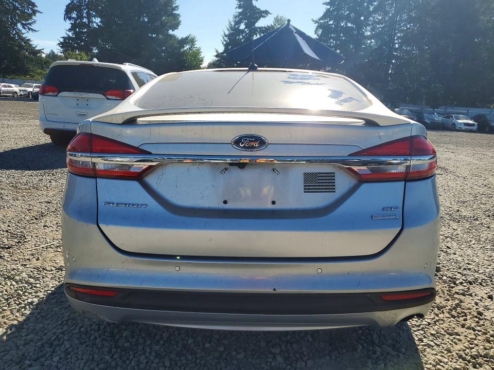 60985936 :رقم المزاد ، 3FA6P0HD2HR275206 vin ، 2017 Ford Fusion مزاد بيع