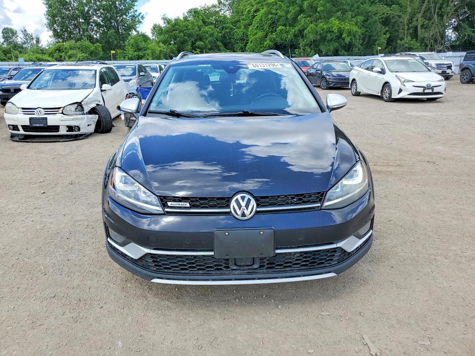2017 Volkswagen Golf Alltrack მანქანა იყიდება აუქციონზე, vin: 3VWH17AU4HM506656, აუქციონის ნომერი: 60131296