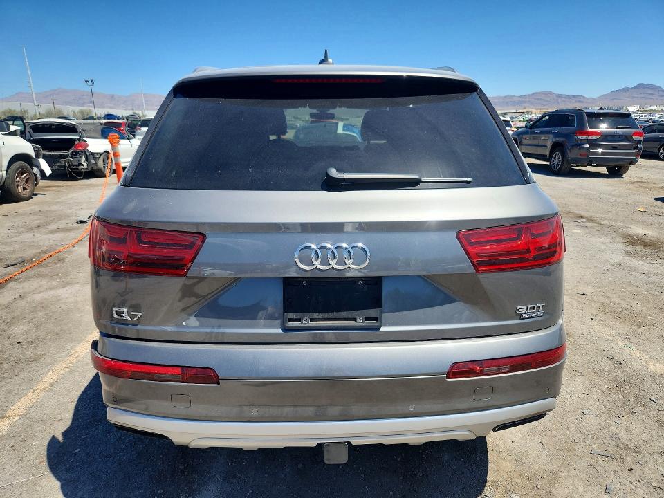 Продаж на аукціоні авто 2017 Audi Q7, vin: WA1LAAF70HD013947, номер лоту: 60078706