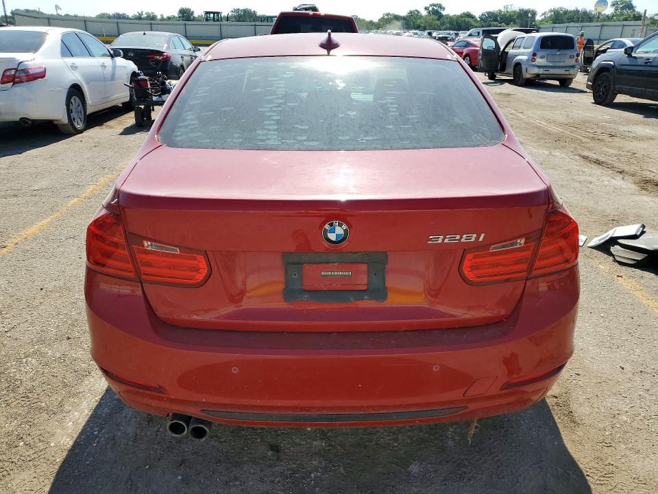 60888976 :رقم المزاد ، WBA3A5G51ENP29088 vin ، 2014 Bmw 328 مزاد بيع