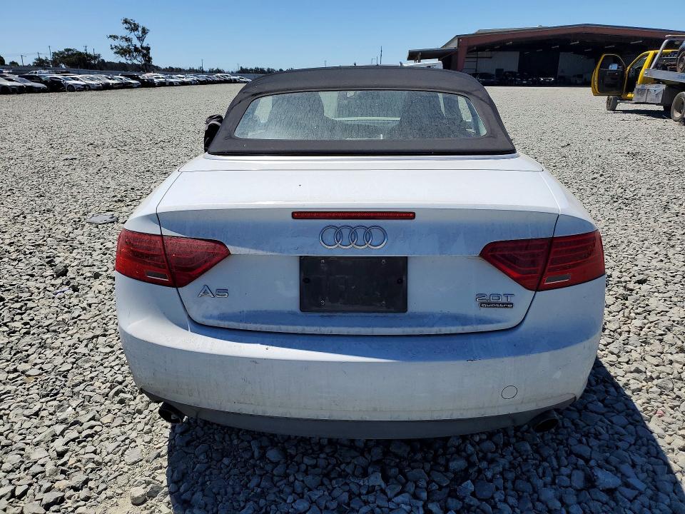 61937616 :رقم المزاد ، WAUCFAFH2FN012013 vin ، 2015 Audi A5 مزاد بيع
