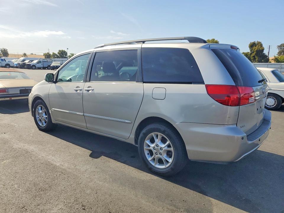 59729666 :رقم المزاد ، 5TDBA22CX4S018310 vin ، 2004 Toyota Sienna مزاد بيع
