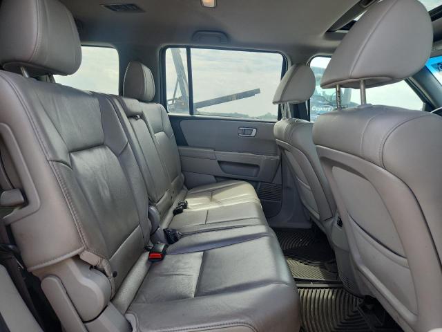 61492896 :رقم المزاد ، 5FNYF4H50FB021143 vin ، 2015 Honda Pilot مزاد بيع