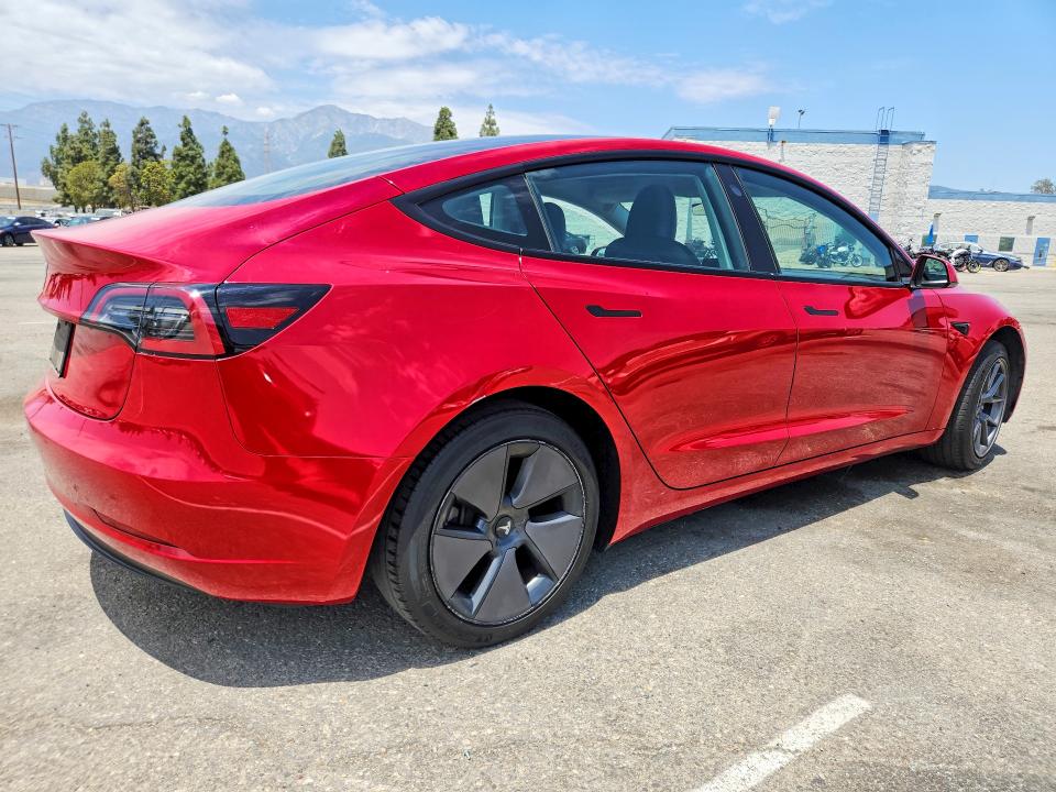 61902226 :رقم المزاد ، 5YJ3E1EA7PF680982 vin ، 2023 Tesla Model 3 مزاد بيع