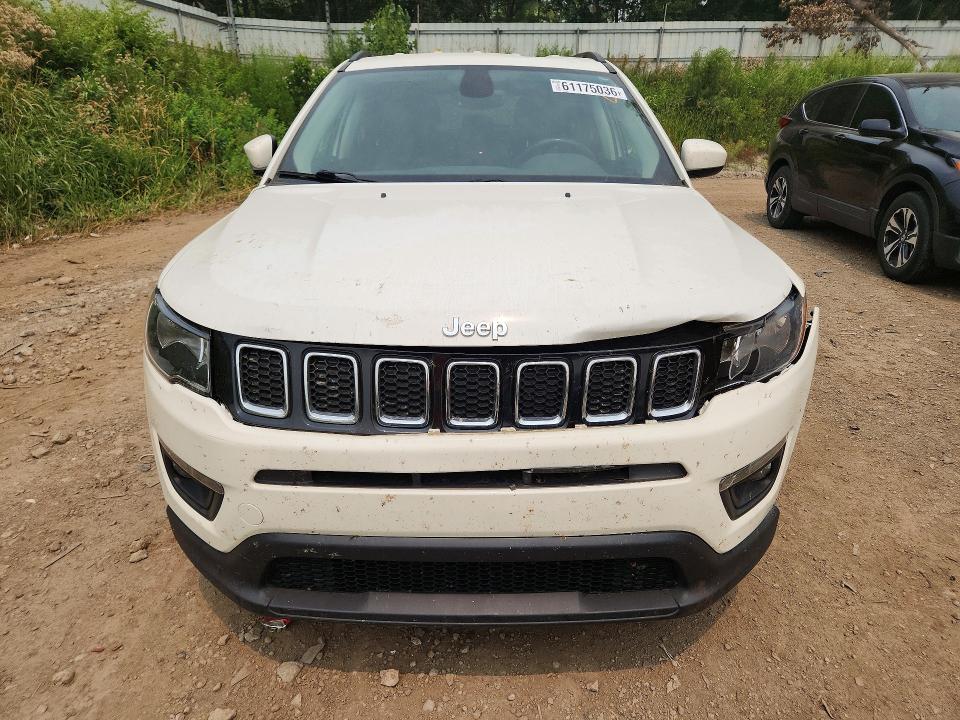 2018 Jeep Compass მანქანა იყიდება აუქციონზე, vin: 3C4NJDBB1JT113601, აუქციონის ნომერი: 61175036