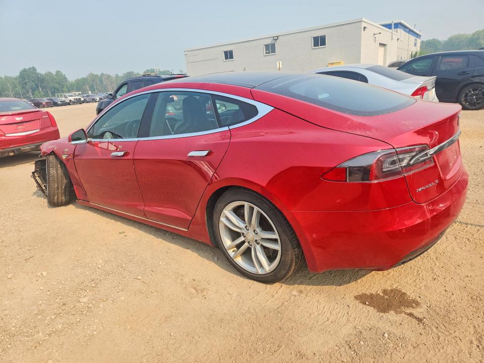60983876 :رقم المزاد ، 5YJSA1E29GF152795 vin ، 2016 Tesla Model S مزاد بيع