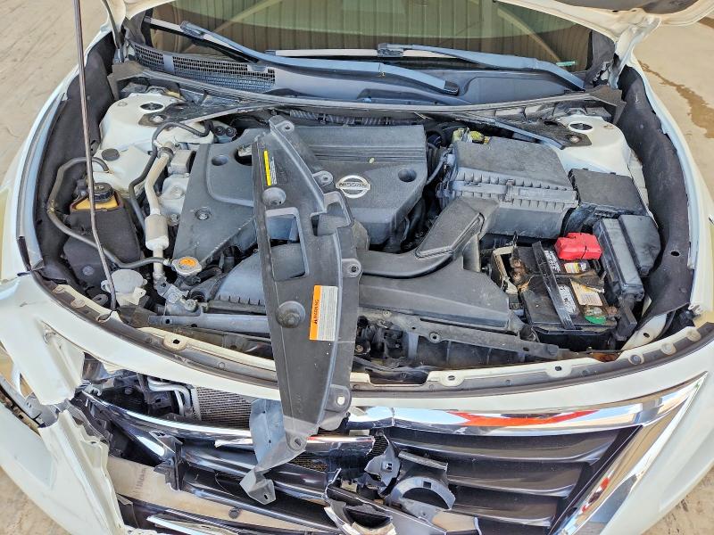 2015 Nissan Altima მანქანა იყიდება აუქციონზე, vin: 1N4AL3AP4FC209943, აუქციონის ნომერი: 60188196