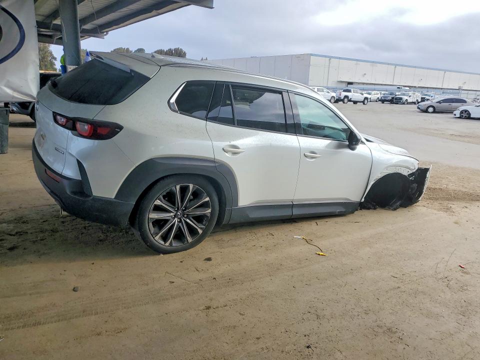 Продажа на аукционе авто 2023 Mazda Cx-50, vin: 7MMVABEM6PN152517, номер лота: 63033516