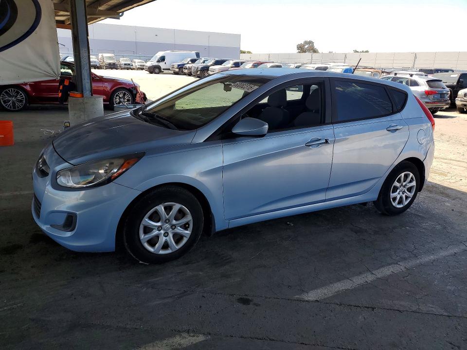 Продаж на аукціоні авто 2014 Hyundai Accent, vin: KMHCT5AE0EU164548, номер лоту: 60082316