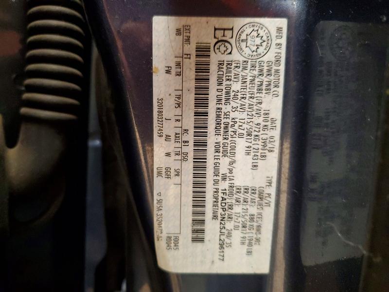 61007766 :رقم المزاد ، 1FADP3N25JL296177 vin ، 2018 Ford Focus مزاد بيع