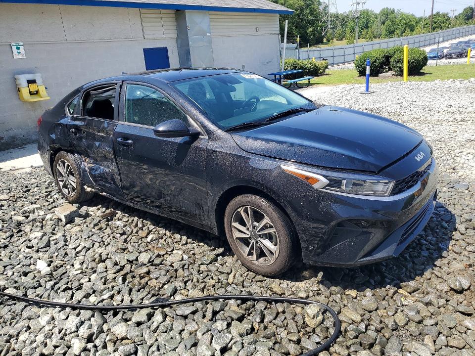 2024 Kia Forte მანქანა იყიდება აუქციონზე, vin: 3KPF24AD7RE741358, აუქციონის ნომერი: 59795956