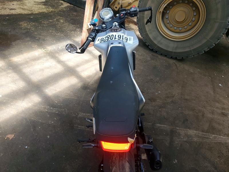 Продажа на аукционе авто 2021 Husqvarna Vitpilen 401/svartpilen 401, vin: MD2JUJ408MC280404, номер лота: 61610826