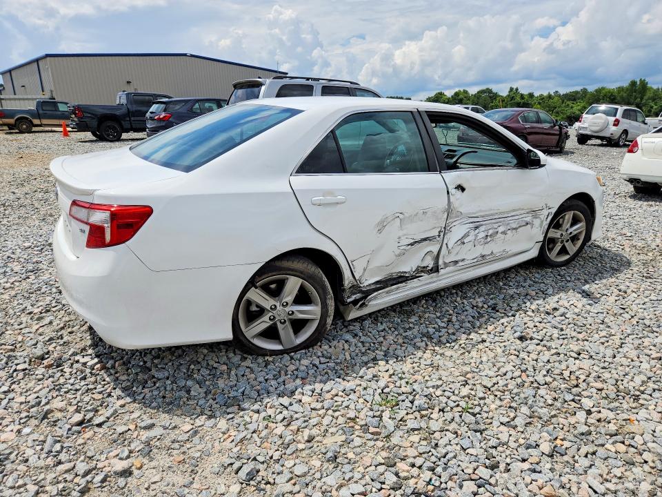 Aukcja sprzedaży 2014 Toyota Camry, vin: 4T1BF1FK7EU355670, numer aukcji: 61004636