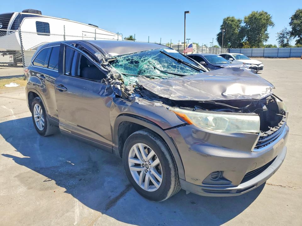 63200776 :رقم المزاد ، 5TDZARFH6GS018791 vin ، 2016 Toyota Highlander مزاد بيع