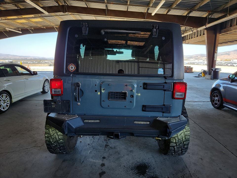2015 Jeep Wrangler Unlimited მანქანა იყიდება აუქციონზე, vin: 1C4HJWEG8FL695845, აუქციონის ნომერი: 61374126