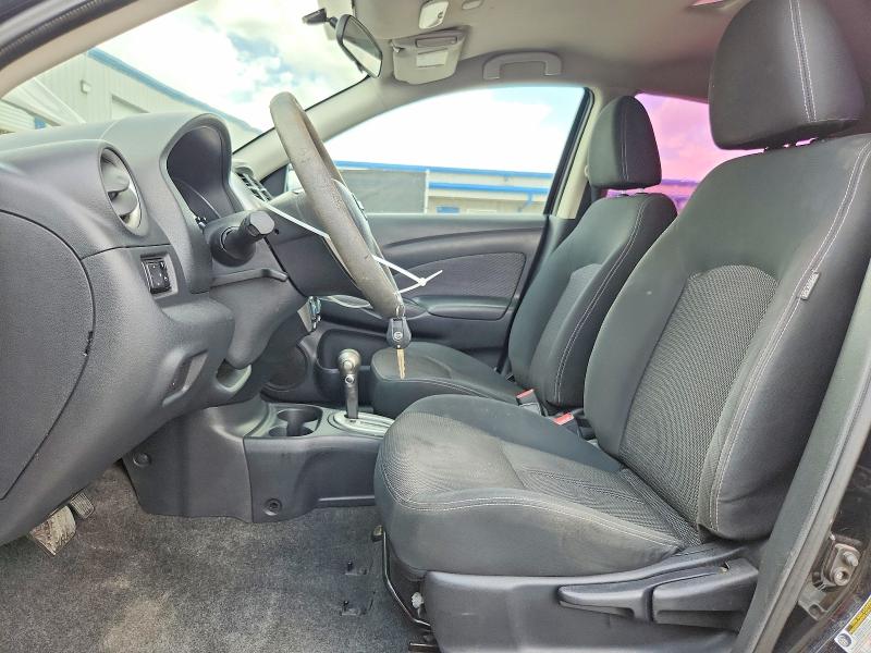 61988036 :رقم المزاد ، 3N1CN7AP5FL887984 vin ، 2015 Nissan Versa مزاد بيع