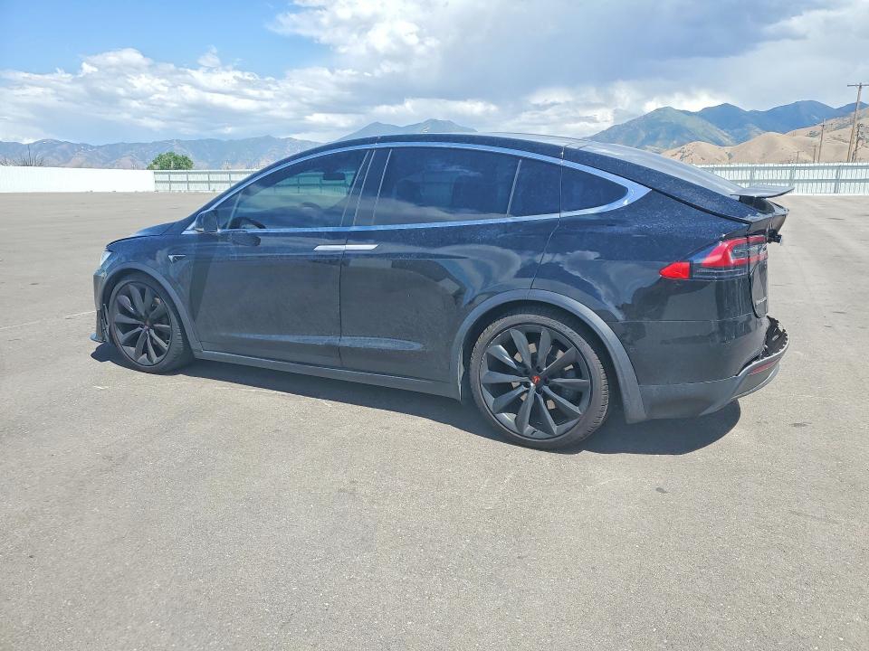 2018 Tesla Model X მანქანა იყიდება აუქციონზე, vin: 5YJXCBE28JF123365, აუქციონის ნომერი: 60425746