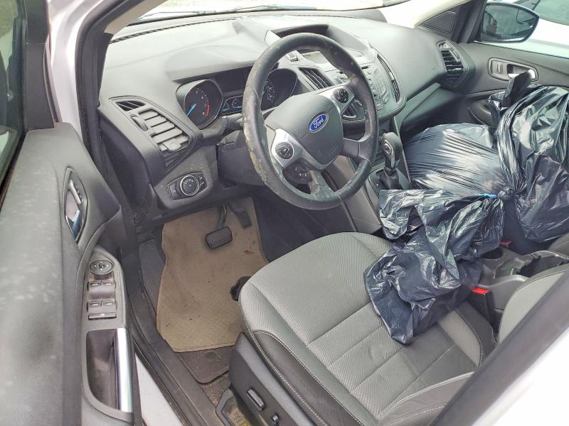 Продажа на аукционе авто 2016 Ford Escape, vin: 1FMCU0G74GUC00401, номер лота: 61695836