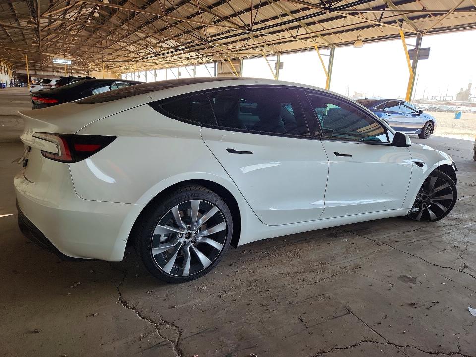 2024 Tesla Model 3 მანქანა იყიდება აუქციონზე, vin: 5YJ3E1EAXRF730521, აუქციონის ნომერი: 60079866