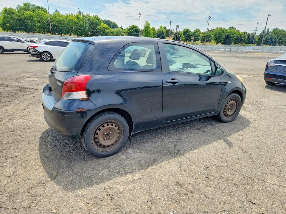 62008206 :رقم المزاد ، JTDJT4K38B5334132 vin ، 2011 Toyota Yaris مزاد بيع