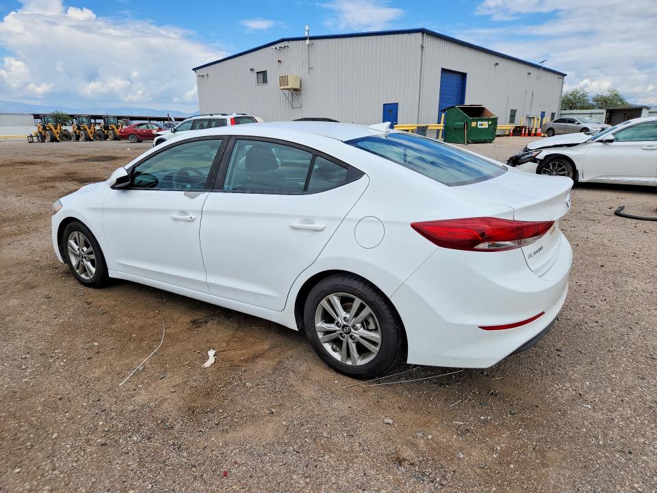 61601096 :رقم المزاد ، 5NPD84LF8JH296665 vin ، 2018 Hyundai Elantra مزاد بيع