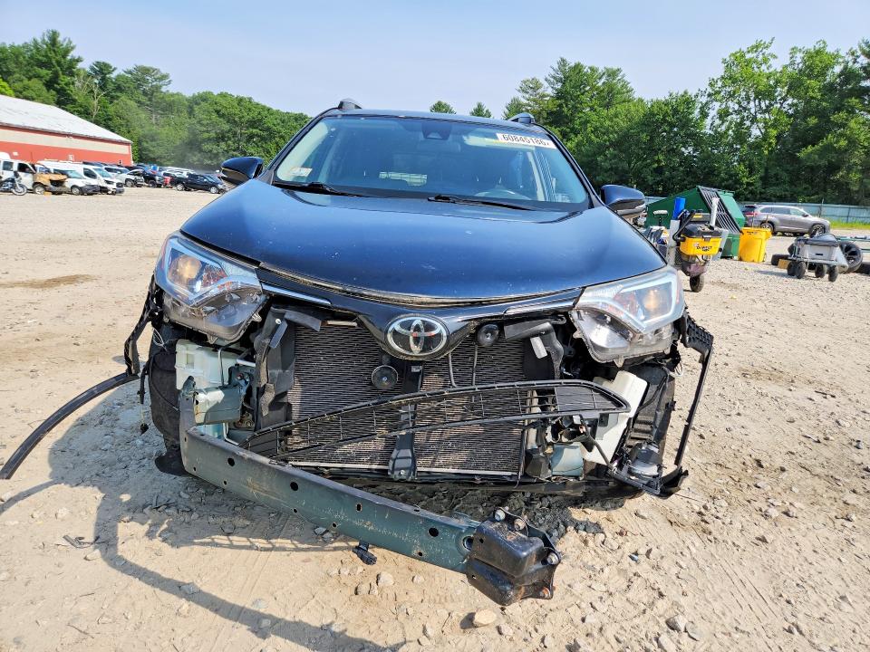 2018 Toyota Rav4 მანქანა იყიდება აუქციონზე, vin: JTMRFREV8JJ250631, აუქციონის ნომერი: 60845186