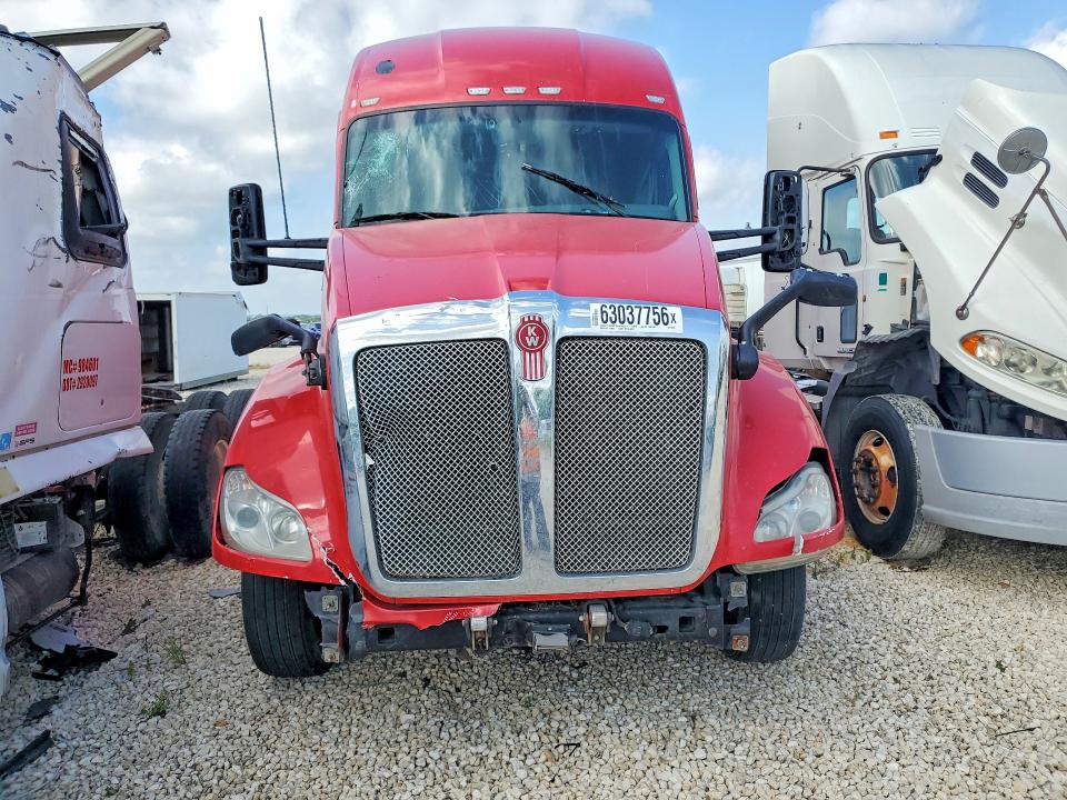 Продаж на аукціоні авто 2018 Kenworth Tractor, vin: 1XKYDP9X7JJ168184, номер лоту: 63037756