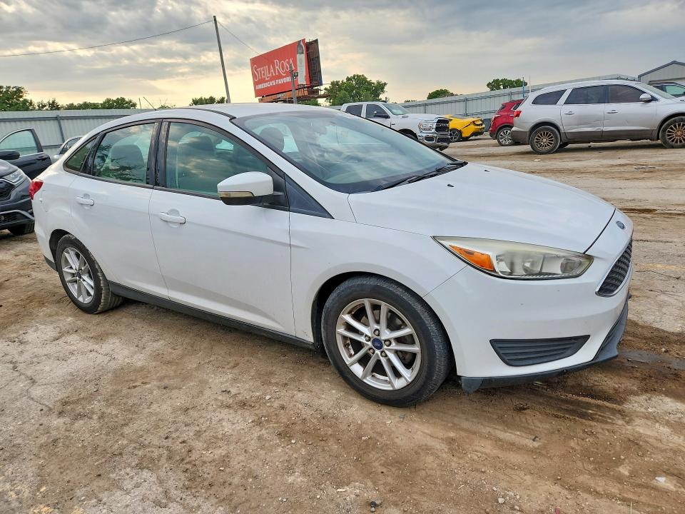 Продажа на аукционе авто 2015 Ford Focus, vin: 1FADP3F26FL329984, номер лота: 60381486