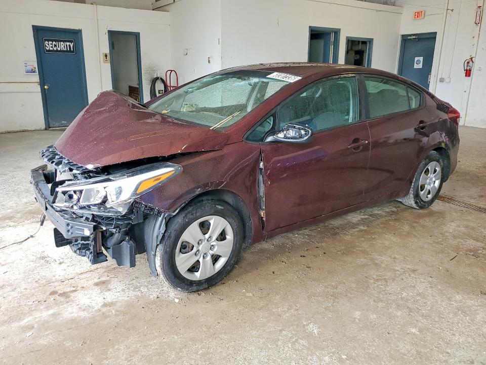 60307336 :رقم المزاد ، 3KPFK4A79HE040443 vin ، 2017 Kia Forte مزاد بيع