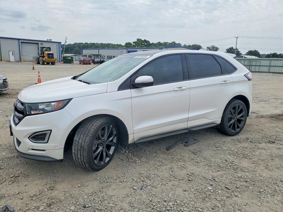 62615566 :رقم المزاد ، 2FMPK4AP1FBB82919 vin ، 2015 Ford Edge مزاد بيع