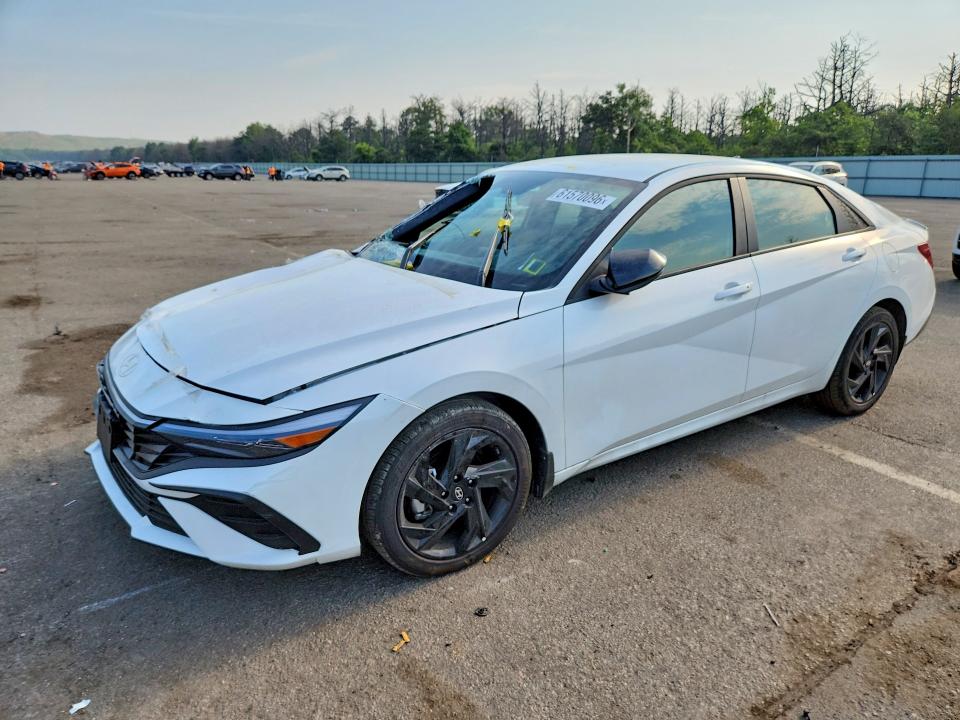 Продажа на аукционе авто 2026 Hyundai Elantra, vin: KMHLM4DG1TU197320, номер лота: 61570096