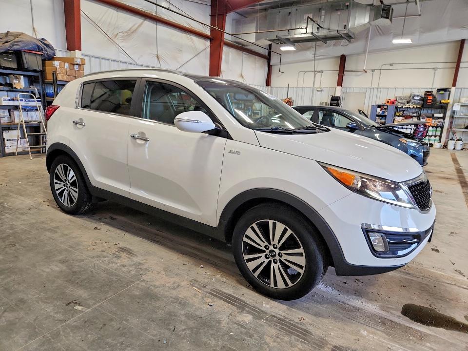 59909886 :رقم المزاد ، KNDPCCAC1G7861852 vin ، 2016 Kia Sportage مزاد بيع