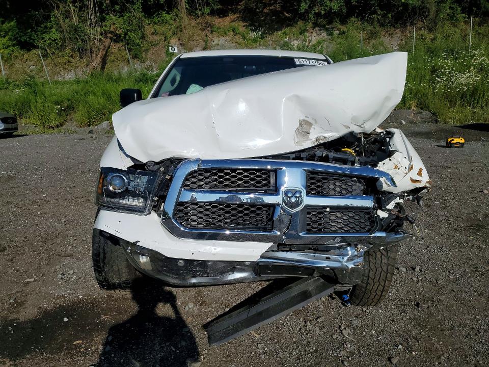 61171256 :رقم المزاد ، 1C6RR7LG8GS123226 vin ، 2016 Dodge Ram 1500 مزاد بيع