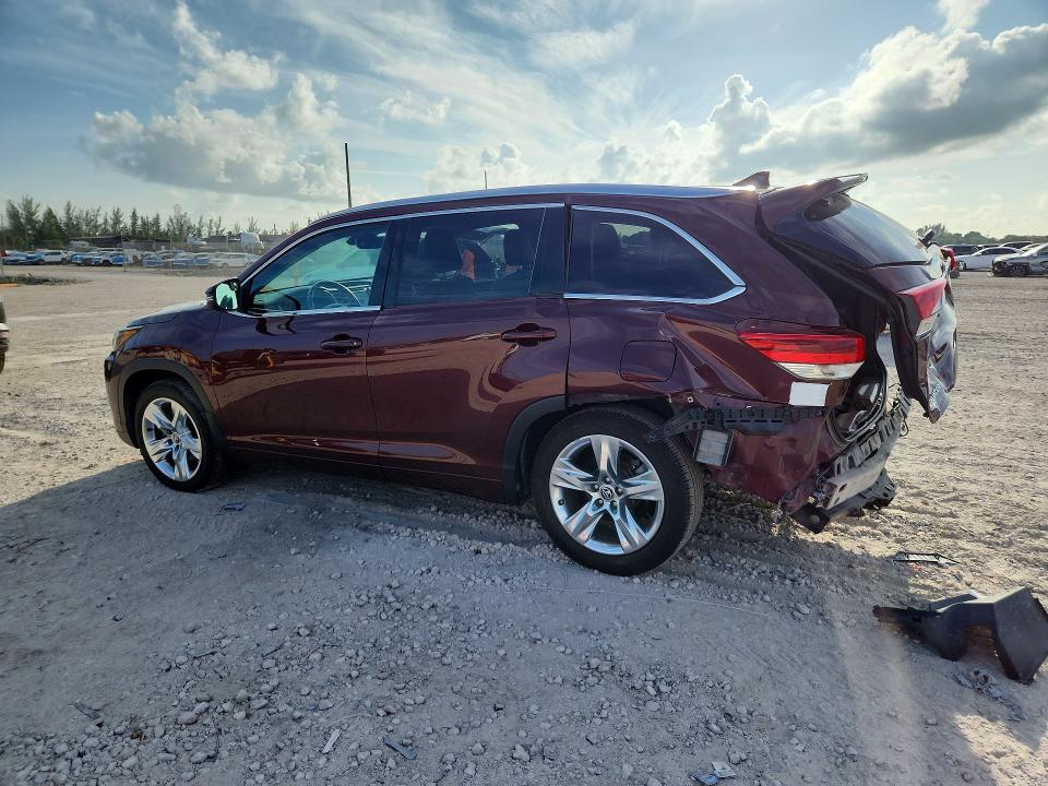 Продаж на аукціоні авто 2018 Toyota Highlander, vin: 5TDDZRFH6JS865742, номер лоту: 61999436