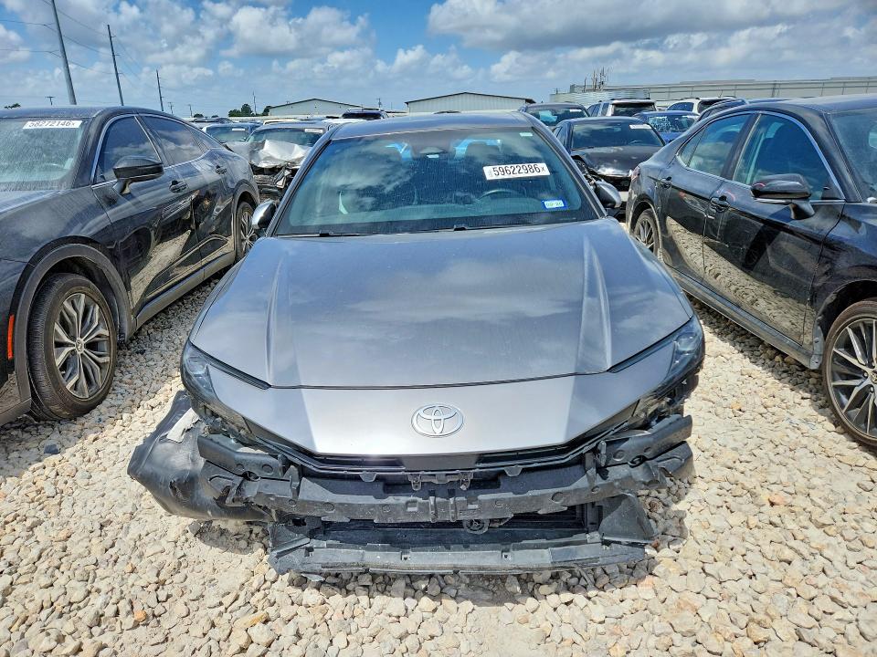 59622986 :رقم المزاد ، 4T1DAACK5SU523653 vin ، 2025 Toyota Camry مزاد بيع