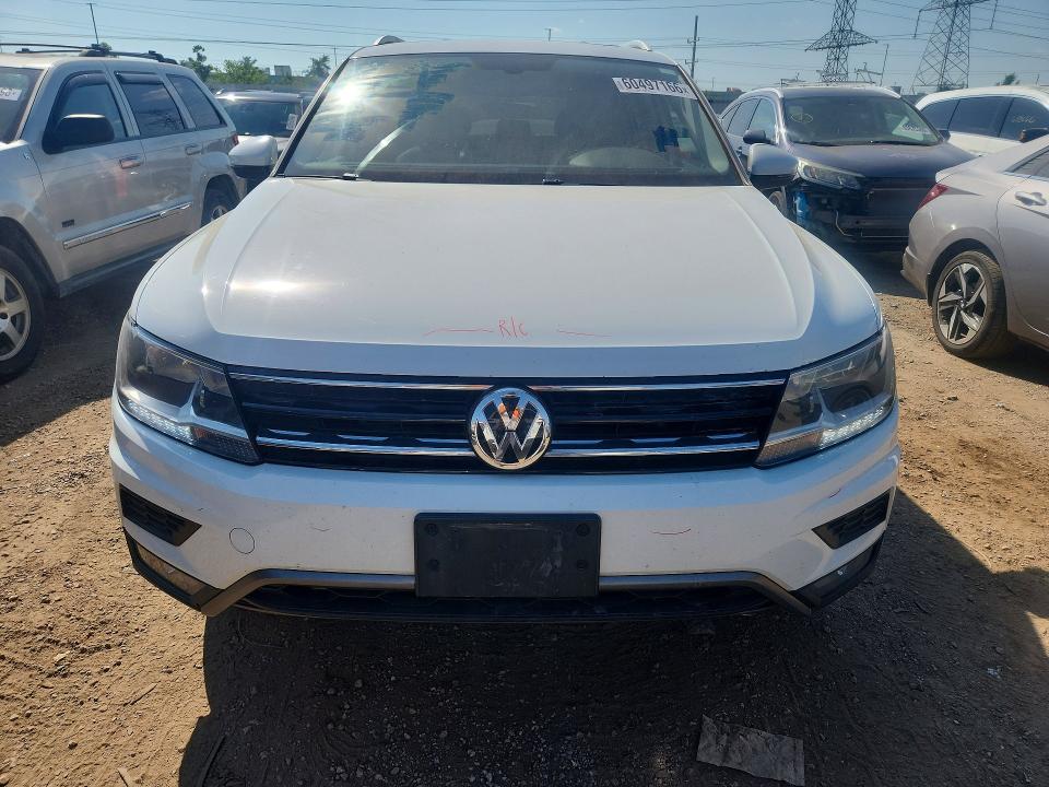 Продаж на аукціоні авто 2018 Volkswagen Tiguan, vin: 3VV2B7AXXJM153797, номер лоту: 60497166