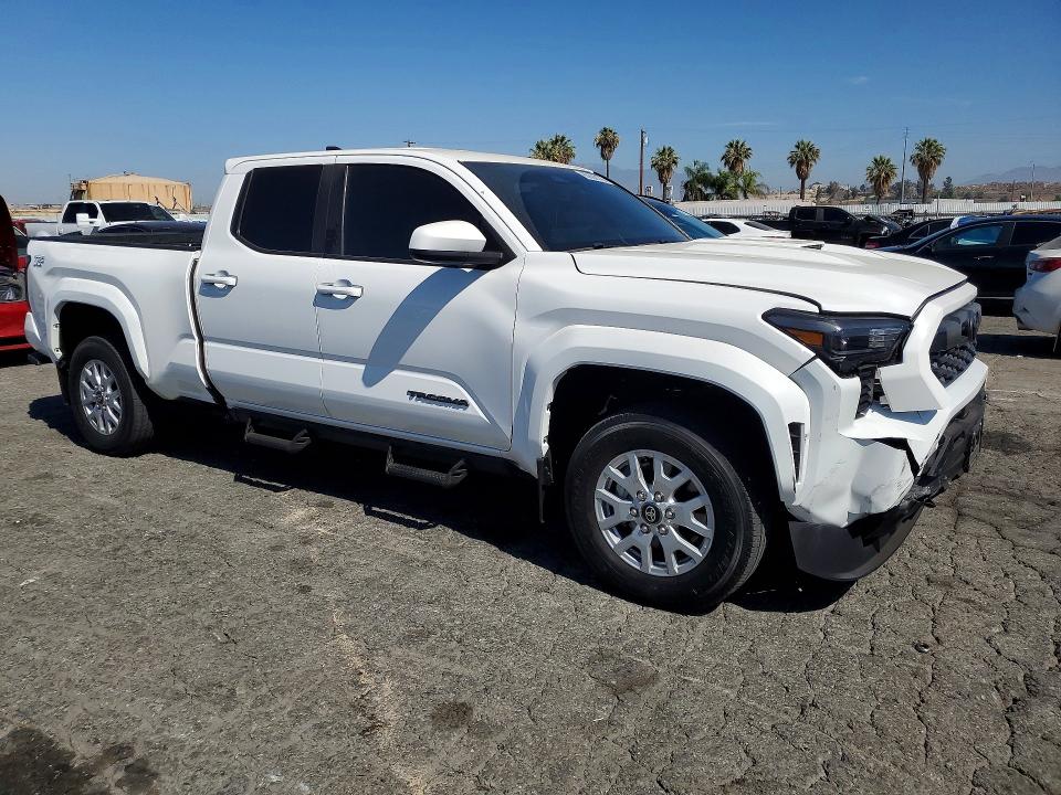 60698176 :رقم المزاد ، 3TMLB5JN0RM080179 vin ، 2024 Toyota Tacoma مزاد بيع