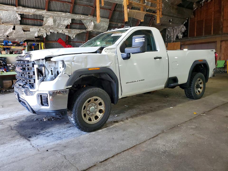 60643476 :رقم المزاد ، 1GT39LEY0NF328459 vin ، 2022 Gmc Sierra مزاد بيع