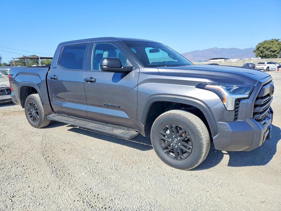 Продажа на аукционе авто 2025 Toyota Tundra, vin: 5TFLA5DB6SX253353, номер лота: 59744706