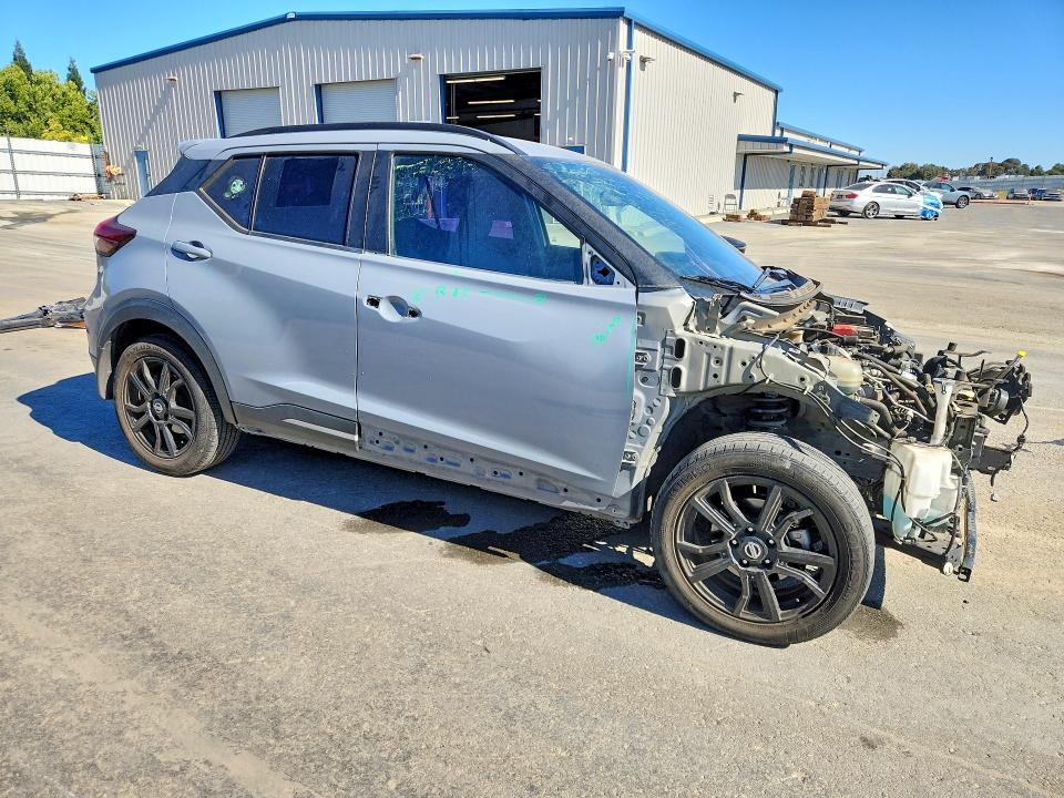 60711156 :رقم المزاد ، 3N1CP5DV4ML517020 vin ، 2021 Nissan Kicks مزاد بيع