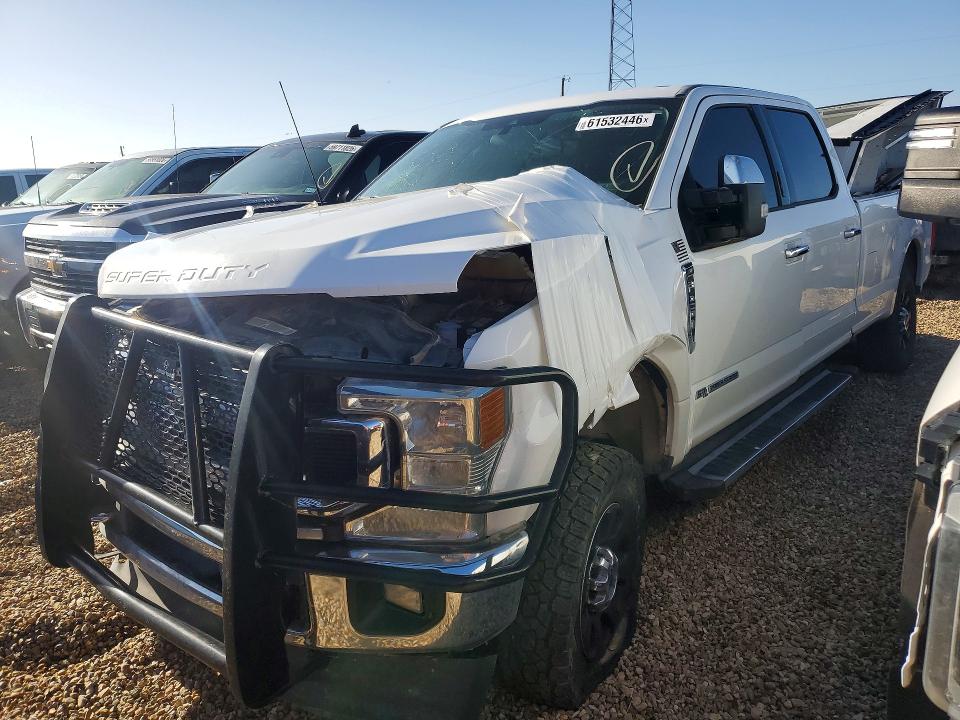 61532446 :رقم المزاد ، 1FT7W2BT6NEE17181 vin ، 2022 Ford F250 Super مزاد بيع