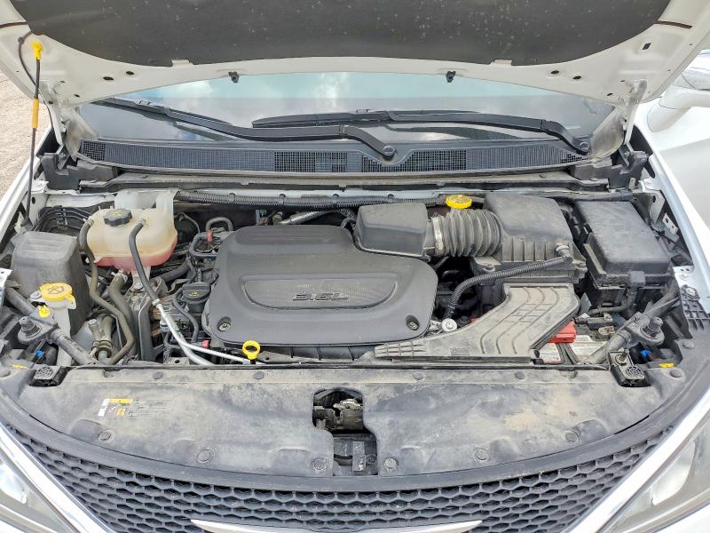 61138506 :رقم المزاد ، 2C4RC1GG6LR136411 vin ، 2020 Chrysler Pacifica مزاد بيع