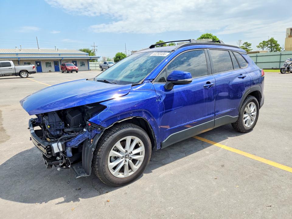 2022 Toyota Corolla Cross მანქანა იყიდება აუქციონზე, vin: 7MUCAAAG3NV014030, აუქციონის ნომერი: 60260486